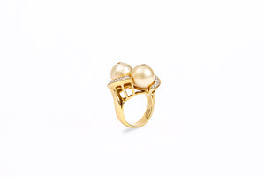 FX6034: Pearl ring collection