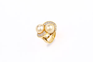 FX6034: Pearl ring collection